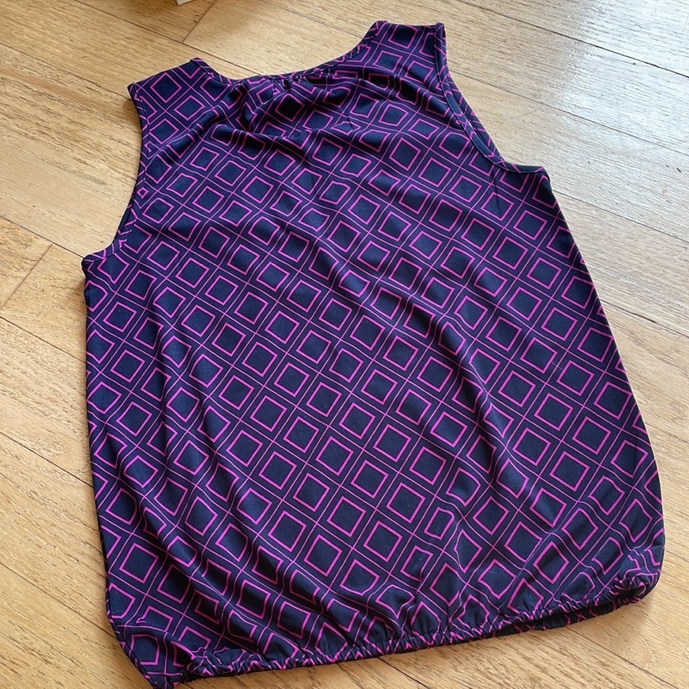 Banana Republic Sleeveless top - Picture 8 of 8